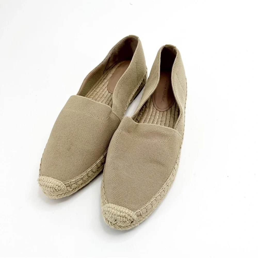 Banana Republic Tan Stretch Espadrilles, Size 8